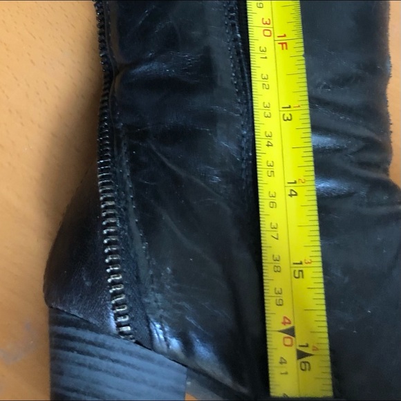 Knee-High Black Leather Boots - Picture 11 of 14